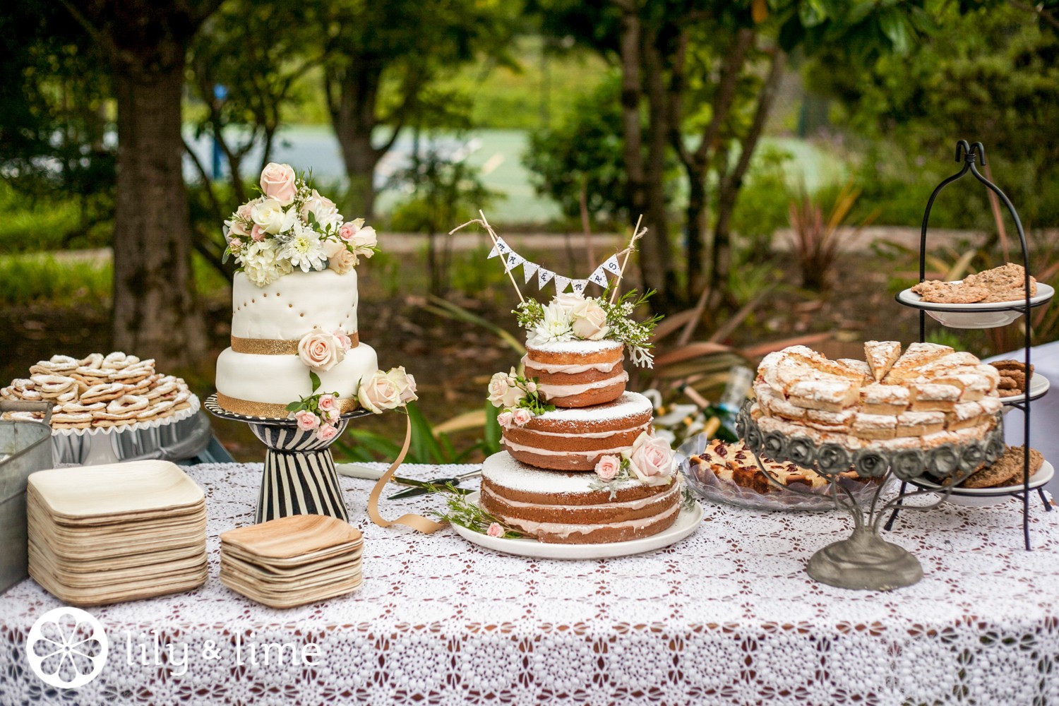 Choose a delicious flavored wedding cake to please all of your guests! -  Cross Creek Ranch FL